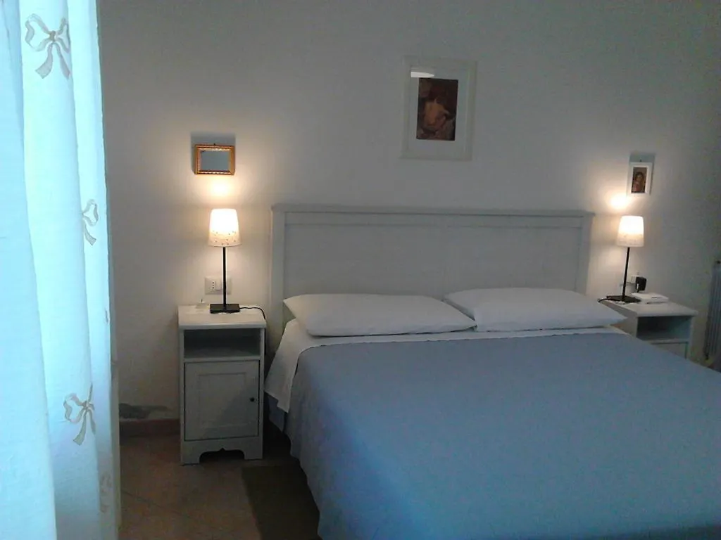 Apartment Bed And Breakfast Catherina Ponsacco